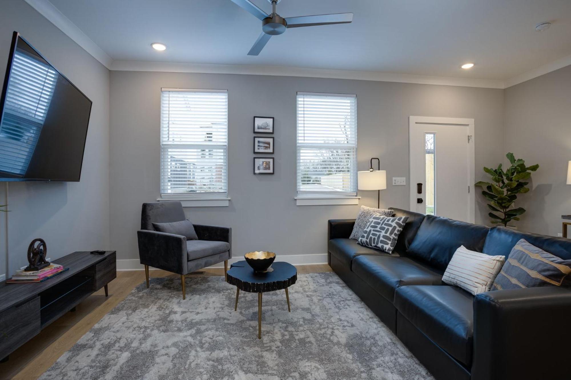 Modern Townhome, 10Min To Downtown! 8Min To Grand Ole Opry! Sleeps 8! Nashville Dış mekan fotoğraf